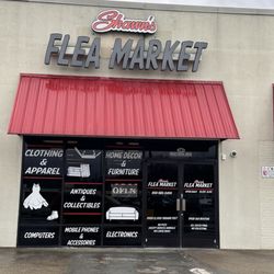 Berea Flea Market - Shawn's flea market in Berea storefront