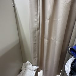 St George Recreation Center - Shower area
