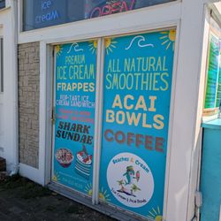 Beaches & Cream - #AcaiBowls