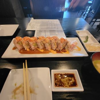 Sushi Okoku - No rice roll - Sushi Bars Near Me - Riverside, California