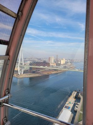 Tempozan Ferris Wheel by null