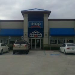 IHOP - Exterior shot