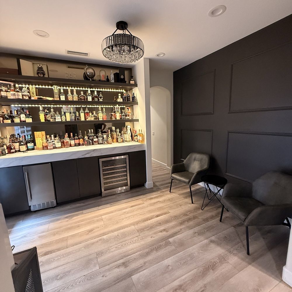 Tixan Construction - Bar room - General Contractors Near Me