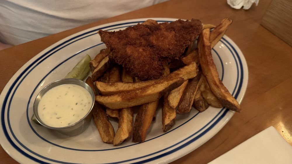 MACLEOD’S FISH & CHIPS SCOTTISH PUB Updated September 2024 261