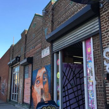 Urban Jungle - Used, Vintage & Consignment Near Me - Brooklyn, New York Urban Jungle - Used, Vintage & Consignment Near Me - Brooklyn, New York