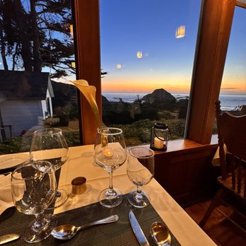 Elk Cove Inn & Spa - The most romantic little restaurant - Wine Bars Near Me - Elk, California Elk Cove Inn & Spa - The most romantic little restaurant - Wine Bars Near Me - Elk, California