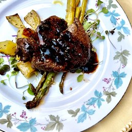 Filet Mignon with Bordelaise Sauce over Garlic Asparagus and Herbed Garlic Roasted Potatoes