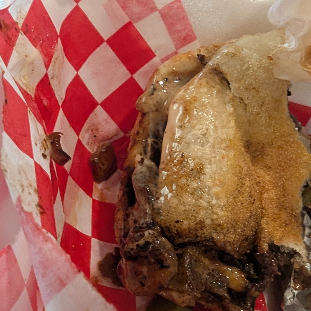 Logan’s Pizza House - Greasy - Salad Near Me - Elloree, South Carolina