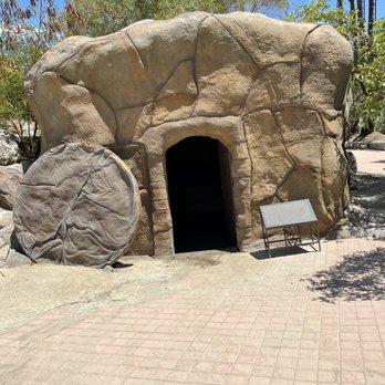 Shields Date Garden - Fruits & Veggies Near Me - Indio, California Shields Date Garden - Fruits & Veggies Near Me - Indio, California