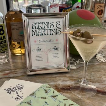 Better Call Paul Butler Services - Martinis for my guests - Bartenders Near Me - La Quinta, California Better Call Paul Butler Services - Martinis for my guests - Bartenders Near Me - La Quinta, California