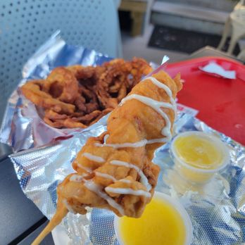 Red's Eats - Lob-kebab with their onion rings in the background. - Seafood Near Me - Wiscasset, Maine