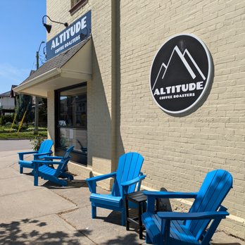Altitude Coffee Roasters - Front of Altitude Coffee Roasters, Brantford - Coffee Roasteries Near Me - Brantford, Ontario Altitude Coffee Roasters - Front of Altitude Coffee Roasters, Brantford - Coffee Roasteries Near Me - Brantford, Ontario