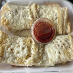 Milano's Italian Restaurant - cheesy garlic bread