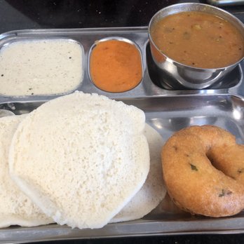 Komala Vilas - 3 Idlis and 1 Vada Combo - Vegetarian Near Me - Sunnyvale, California Komala Vilas - 3 Idlis and 1 Vada Combo - Vegetarian Near Me - Sunnyvale, California