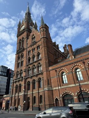 St Pancras International by null