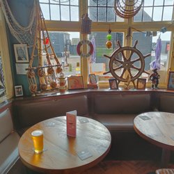 Dolphin Inn