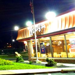 Wendy's, Media PA -- Storefront