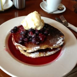Gourmet Girl - Mixed berry pancakes