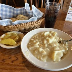 Cracker Barrel Old Country Store - Stopped in for a quick lunch