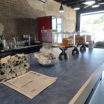 Bistro 1940 - Counter - Coffee & Tea Near Me - Jacksonville, North Carolina