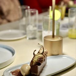 The Monroe - Hazelnut cake.
