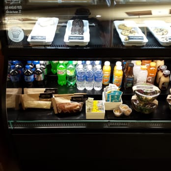 Hyatt Place Columbus - Fair priced snack shop Drinks  Food Free breakfast - Venues & Event Spaces Near Me - Columbus, Mississippi
