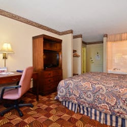 Americas Best Value Inn & Suites-Lake of the Ozarks