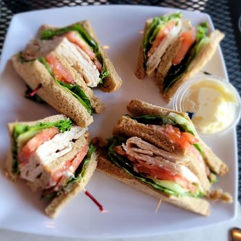 Eagle House Restaurant - Eagle House Turkey Club - American Near Me - Williamsville, New York