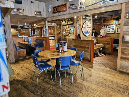 Bubba Gump Shrimp Co. by null