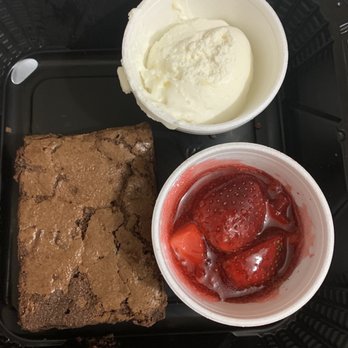 Outback Steakhouse - Chocolate Thunder? No ice cream. Strawberries? - Steakhouses Near Me - St. Petersburg, Florida Outback Steakhouse - Chocolate Thunder? No ice cream. Strawberries? - Steakhouses Near Me - St. Petersburg, Florida