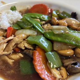 Cashew Chicken