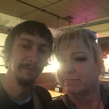 Rogue Brew Pub & Eatery - Brewpubs Near Me - North Plains, Oregon