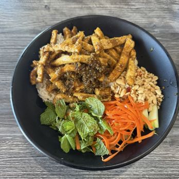Mitasie Vegan Cafe - Satay Lemongrass Tofu Vermicelli - Soup Near Me - Lake Forest, California
