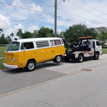 Master Towing Service - Towing Near Me - Port Charlotte, Florida Master Towing Service - Towing Near Me - Port Charlotte, Florida