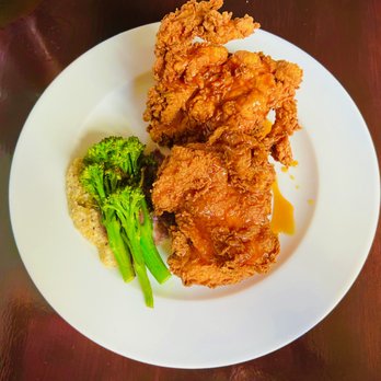 Confluence - buttermilk fried chicken lunch - grits, broccolini, chili tepin honey mustard $35 (I got 3 meals from this) - New American Near Me - Carefree, Arizona