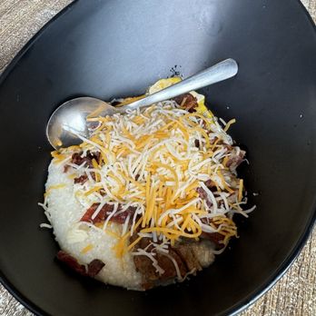 Robust Coffee Lounge - Robust Breakfast Bowl - Breakfast & Brunch Near Me - Chicago, Illinois