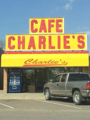 Charlie's Cafe by null