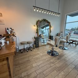 Threading & Spa by Harman