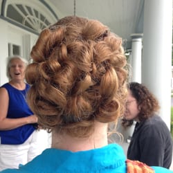 Alyson's Cut-N-Hair