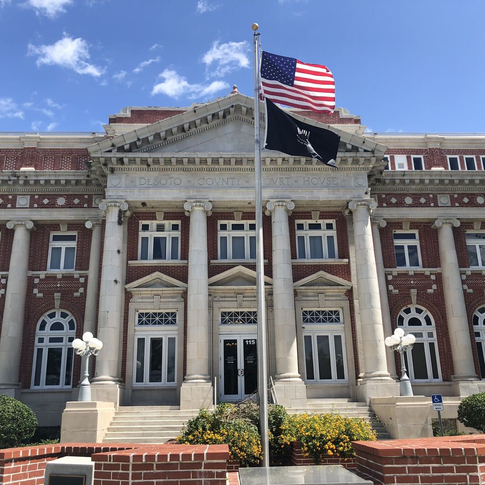 DeSoto County Courthouse - Landmarks & Historical Buildings Near Me - Arcadia, Florida