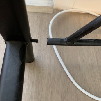 Carneys Full Service Movers - Failed connection #2 Resulted in the desk collapsed and cracked my iMac. - Movers Near Me - Sparks, Nevada