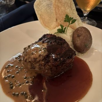 The Drake - Filet Mignon - Bars Near Me - Laguna Beach, California The Drake - Filet Mignon - Bars Near Me - Laguna Beach, California