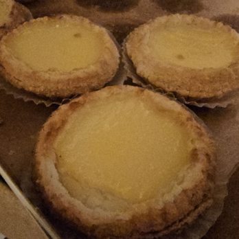 Lung Fung Bakery - Close-up of the Egg Tarts - Bakeries Near Me - San Francisco, California Lung Fung Bakery - Close-up of the Egg Tarts - Bakeries Near Me - San Francisco, California