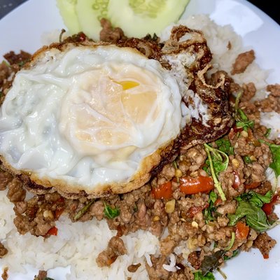 HOT GRAINZ - Thai Street Food by null