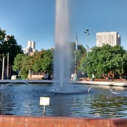 Plaza Armenia - Fuentis