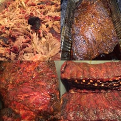Smokin' Gator BBQ - Pulled Pork, Beef Brisket, and Riiiiibs!