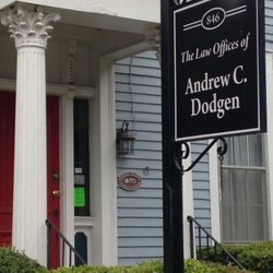 Law Offices Of Andrew C Dodgen