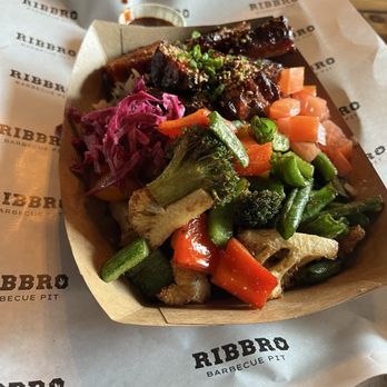 Ribbro Bbq - je-yuk bowl, a super delectable mix of spicy bbq pork belly + veggies + rice - Barbeque Near Me - Foothill Ranch, California