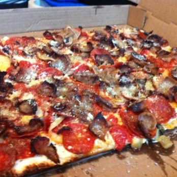 Iggy's Pizzeria - Thin crust Grandma's sicilian with pepperoni, sausage and onions. Easily best pizza I've had in a long time. - Pizza Near Me - New York, New York Iggy's Pizzeria - Thin crust Grandma's sicilian with pepperoni, sausage and onions. Easily best pizza I've had in a long time. - Pizza Near Me - New York, New York