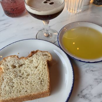 Stella's - didn't think I'd be hyping up the pre-meal bread this much but 3 3 3 - Mediterranean Near Me - Richmond, Virginia
